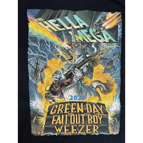 The Hella Mega Tour 2021 Graphic T-shirt Women Medium Black Music - Picture 2 of 6